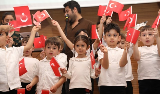 ALKÜ’de 23 Nisan coşkuyla kutlandı