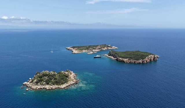Antalya'nın denizde koruma altındaki ilk noktası olacak Üç Adalar'a dalış