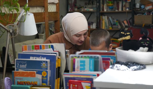 Antalya'da ikamet sorunu nedeniyle 3 yıldır okula gidemiyorlar
