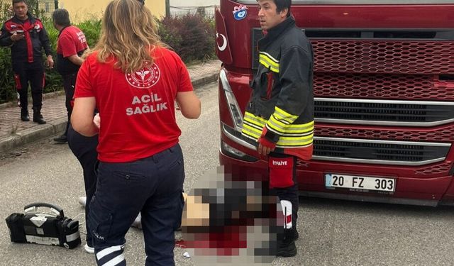 Antalya'da TIR'ın çarptığı motosiklet sürücüsü öldü