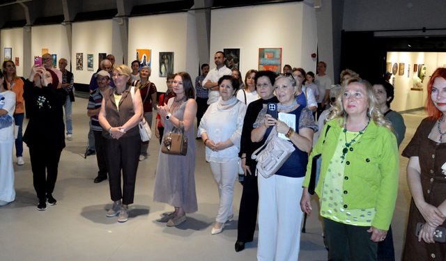 Antalyalı 47 sanatçıdan 'Ekinoks' sergisi