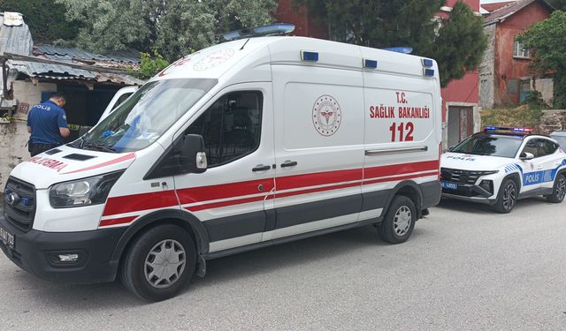 Yalnız yaşadığı evinde ölü bulundu