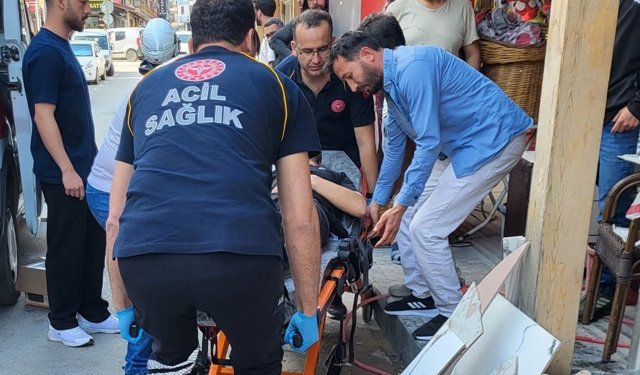 Antalya'da bıçaklı kavga: 1 yaralı