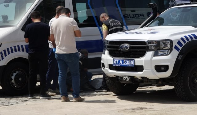 Antalya'da falezlerden düşen ABD'li turist öldü