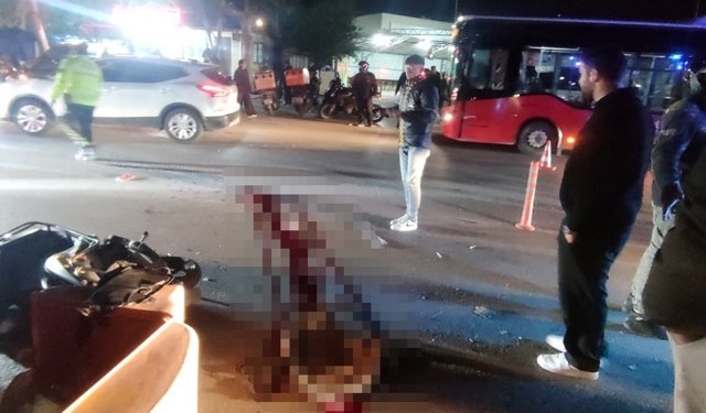 Antalya'da kaza: Motokurye hayatını kaybetti