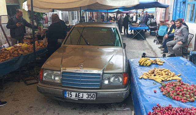 Otomobiliyle pazara giren alkollü ve ehliyetsiz sürücüye 65 bin TL ceza