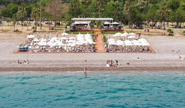 Antalya'da turizm sezonu açıldı