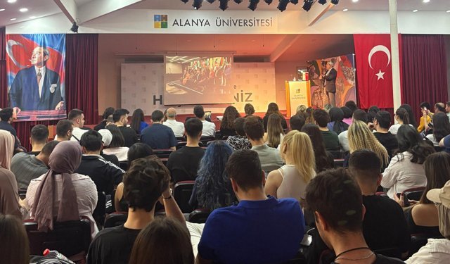 Alanya Üniversitesi’nde beşeri sermaye zirvesi: “Altın Kurallar” konuşuldu