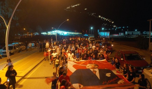 Gazipaşa’da 19 Mayıs coşkusu: Fener Alayı ve Oğuz Aksaç konseri bir arada