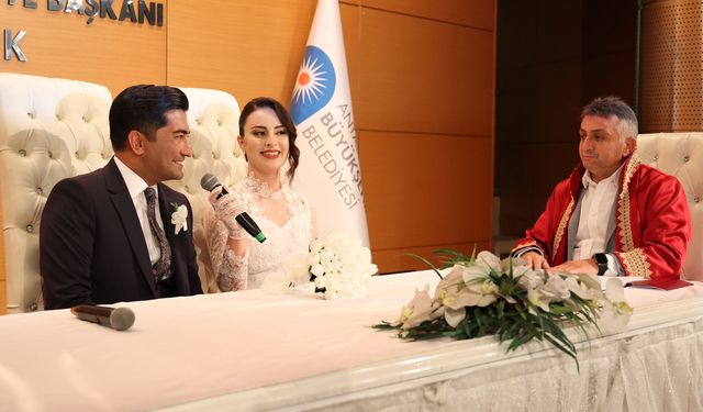 Antalya'da 06.06.2026 yoğunluğu: Çiftler evlenmek için sıraya girdi