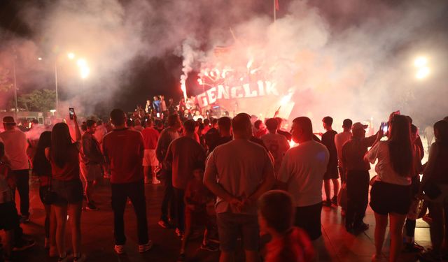 'Antalyaspor Sahipsiz Değildir' yürüyüşü