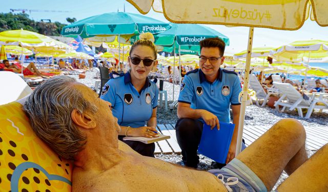 Antalya Büyükşehir zabıtasından 'Dumansız plaj' uygulaması denetimi