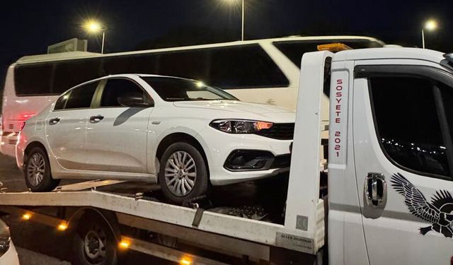 Antalya'da 'korsan taşımacılık' yapılan 2 araca ceza