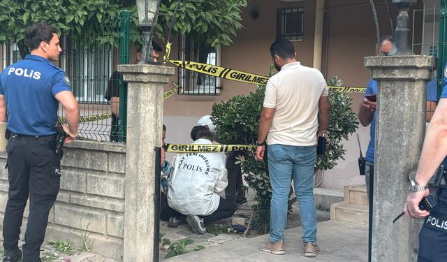 Antalya'da Rus turist bahçede ölü bulundu