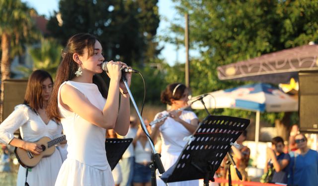 Hıdırlık Kulesi'nin tarihi atmosferinde konser