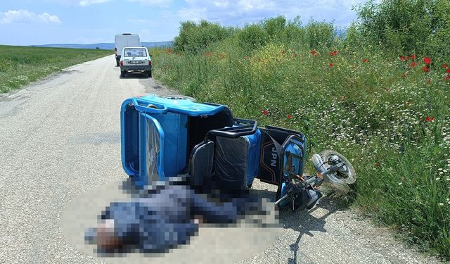 Üçtekerin devrildiği kazada hayatını kaybetti