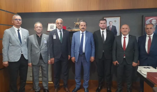 AK Parti Artvin İl Başkanlığı'ndan Milletvekili Çelik'e ziyaret