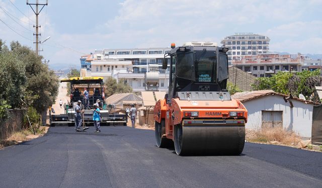 Alanya Payallar'da yollarda sıcak asfalt çalışması tamamlandı