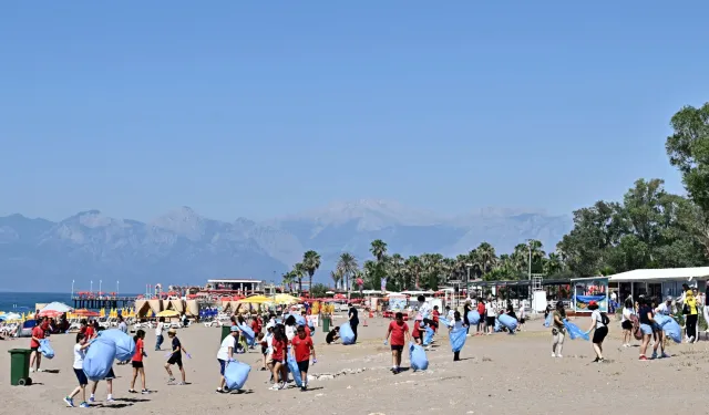 Antalya Lara Plajı'nda kıyı kirliliğine bilimsel takip