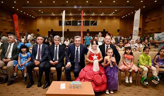 Antalya’da Harezmi Yıl Sonu Bilim Şenliği düzenlendi