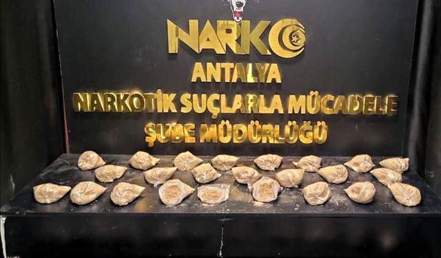 Durdurulan araçta 16 kilo eroin ele geçirildi