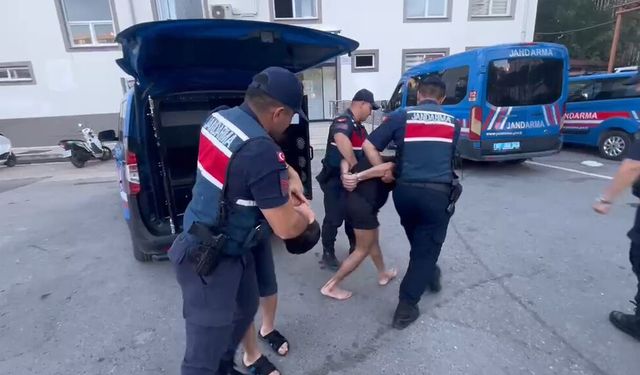 Manavgat'ta sanal medyada terör örgütü propagandasına 2 gözaltı