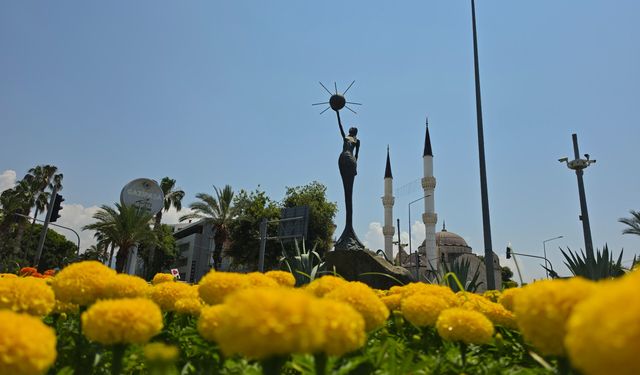 Gazipaşa'da çiçekler açtı