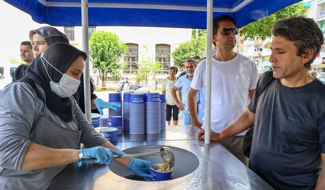 Antalya Büyükşehir Belediyesi’nden Muharrem Ayı’nda 40 bin aşure ikramı