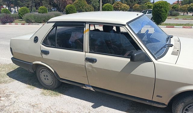 Otomobille çarpışan motosikletli yaralandı