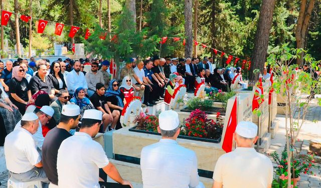 Alanya'da 15 Temmuz'un 10. yılında şehitler dualarla anıldı