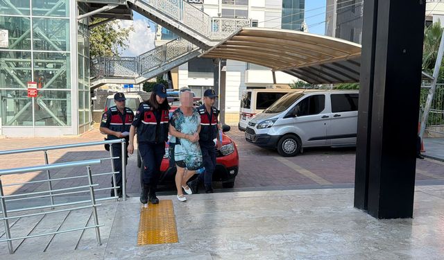 Kız çocuğunu haşemayla havuza sokmadığı iddia edilen site yöneticisi tutuklandı