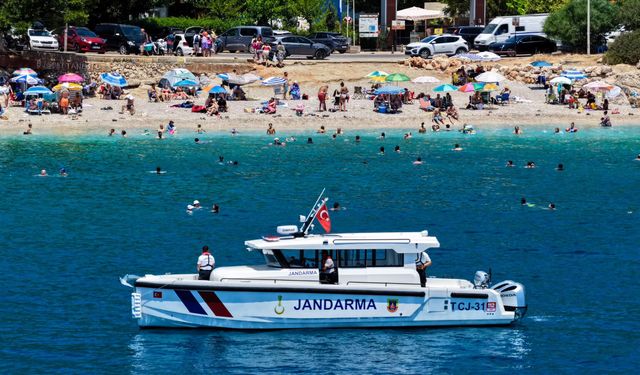 Manavgat ve Kaş'ta botlu denetim