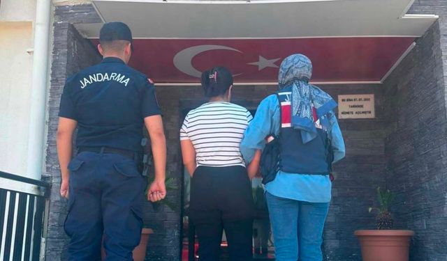 Manavgat’ta 25 yıl 8 ay hapis cezalı firari kadın yakalandı