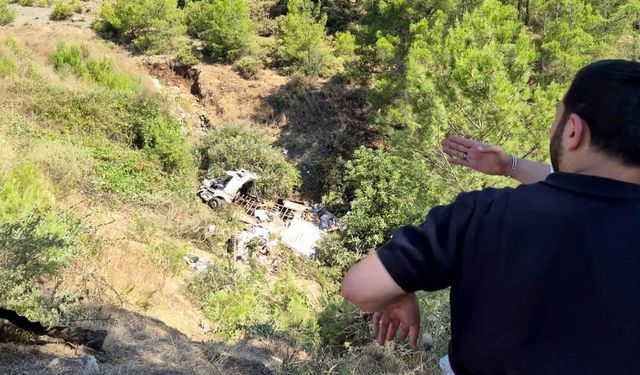 Şarampole devrilen kamyonun sürücüsü öldü