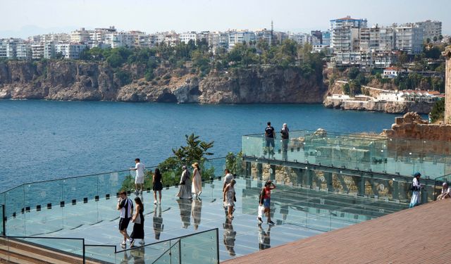 2 bin yıllık Hıdırlık Kulesi, turistlerin yeni gözdesi