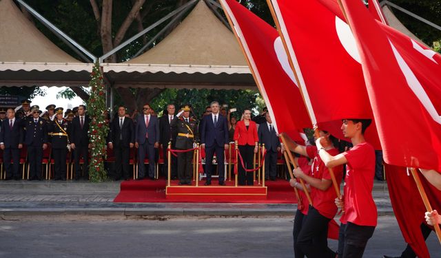 Antalya'da 30 Ağustos Zafer Bayramı coşkusu