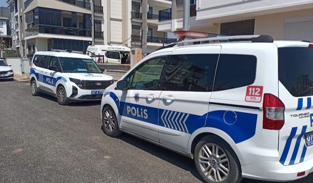 Polis memuru, 3 gün önce taşındığı evde ölü bulundu