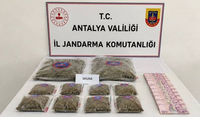 Antalya'da operasyon: 5 kilo esrar, 1 gözaltı