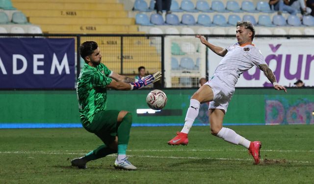 Eyüpspor, Alanyaspor’u 2-1 yenerek sezonun ilk galibiyetini aldı