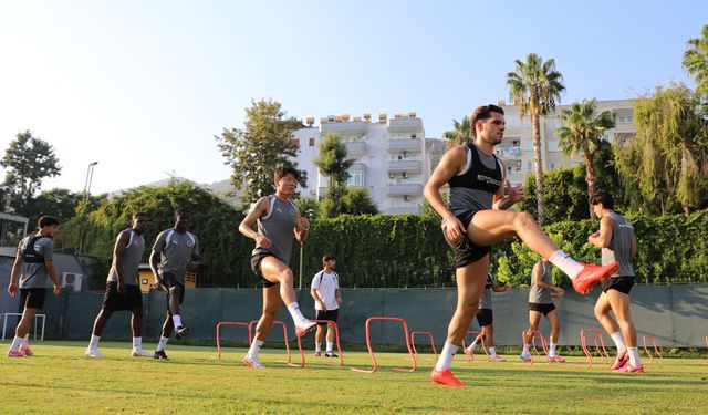 Corendon Alanyaspor, Eyüpspor maçı hazırlıklarına başladı