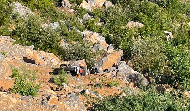 Alanya'da motosiklet uçuruma yuvarlandı: 1 ölü 1 yaralı