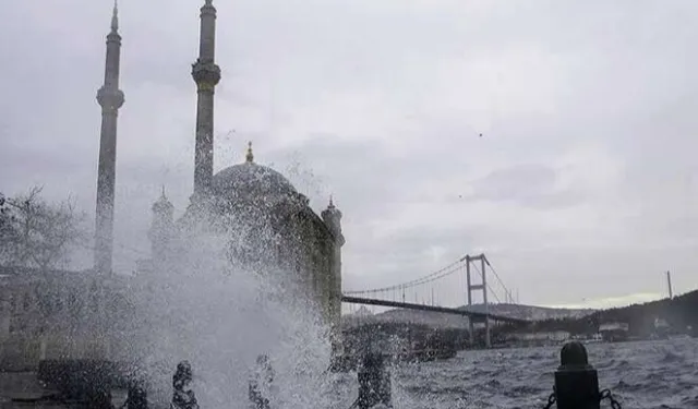 Meteoroloji'den üçlü uyarı! Sağanak, fırtına ve toz taşınımı geliyor!