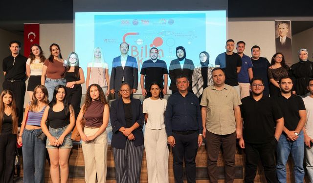 Akdeniz Bilim Kafe'de 'Gazze'de Üniversitenin Geleceği' konuşuldu