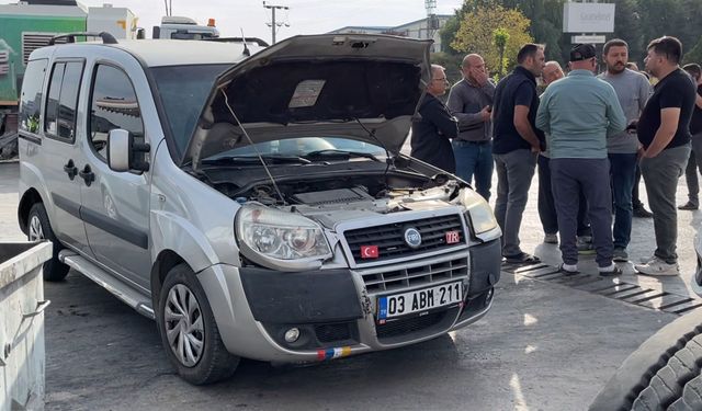 Zincirleme kazada 4 araç birbirine girdi