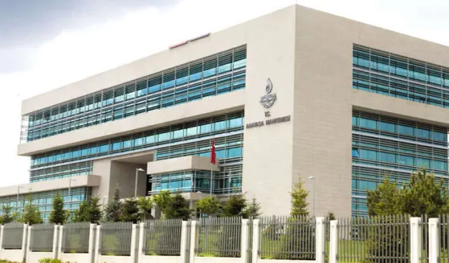 Anayasa Mahkemesi'nden 'Yeni Parti'ye süre!
