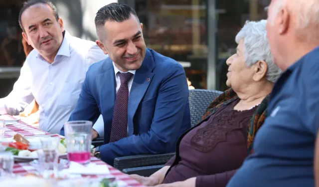 Antalya'da alzheimer hastalarına moral desteği