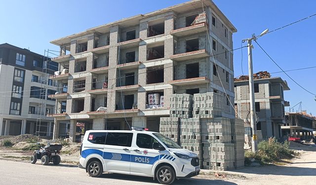 Çatı ustası inşaatta fenalaşıp öldü