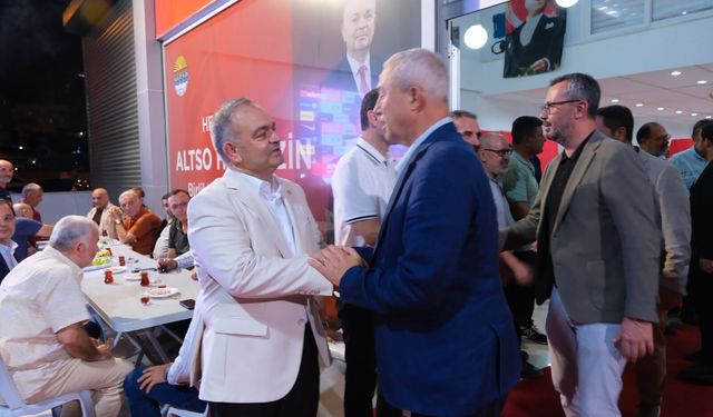 Alanya Belediye Başkanı Özçelik’ten Mustafa Tuna’ya nezaket ziyareti