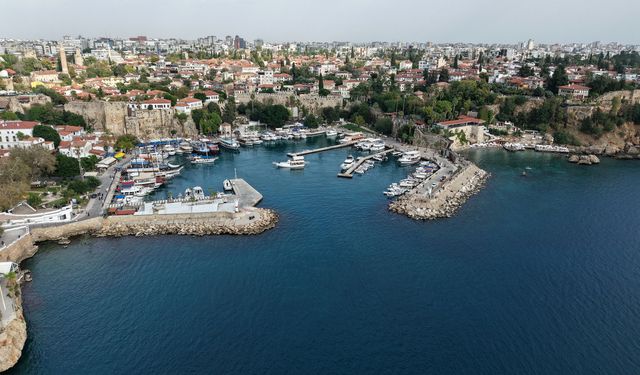 Antalya Limanı'nın 554 yıl önce 'savaş ganimeti' olarak alınan zinciri Vatikan'da