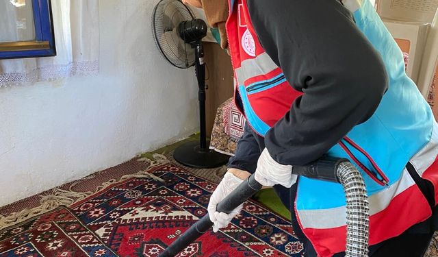 Antalya'da ihtiyaç sahiplerine destek